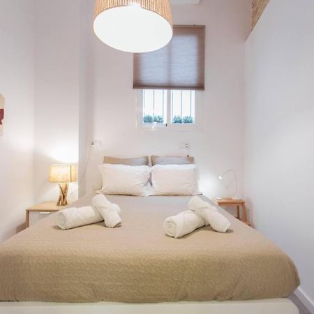Amplio Apartamento De Diseno Precioso De Estilo Sevillano En Pleno Centro Екстериор снимка