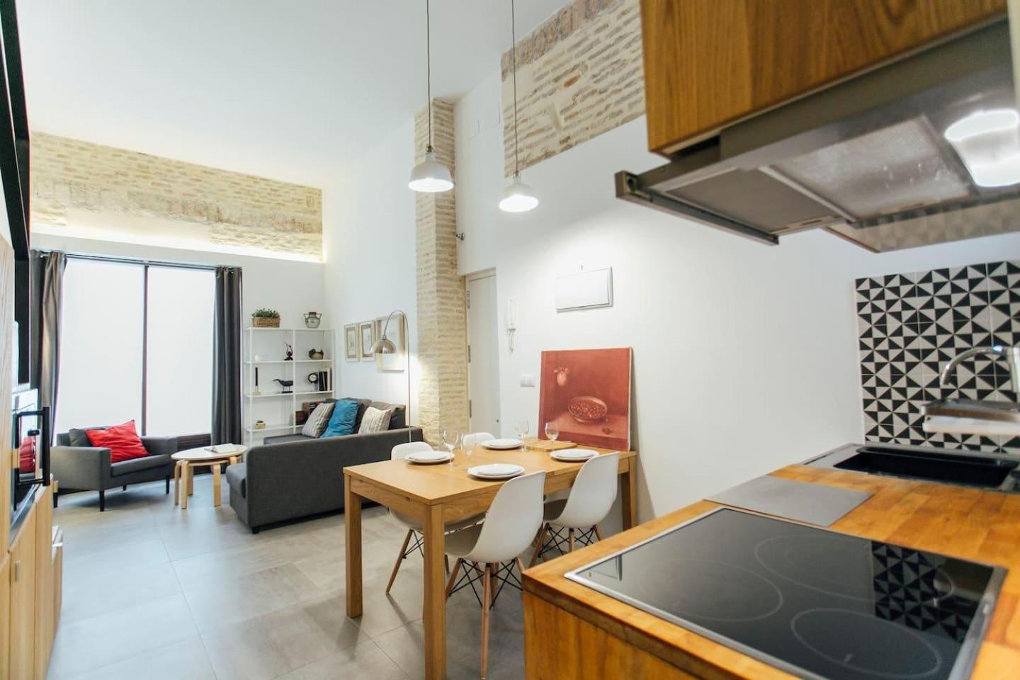 Amplio Apartamento De Diseno Precioso De Estilo Sevillano En Pleno Centro Екстериор снимка